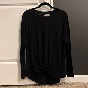 Lou & Grey Black Long Sleeve, great condition. Size Large.